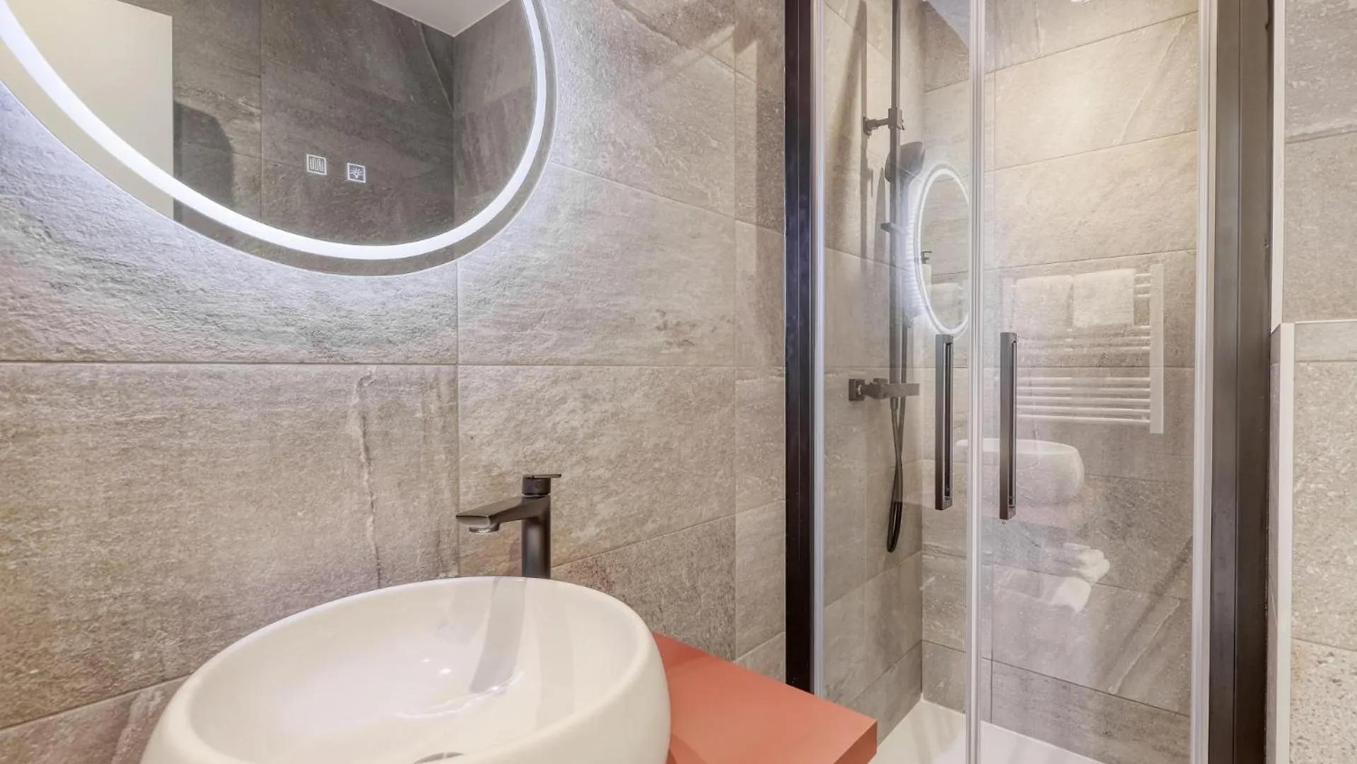 Anglade Hotel Le Lavandou
